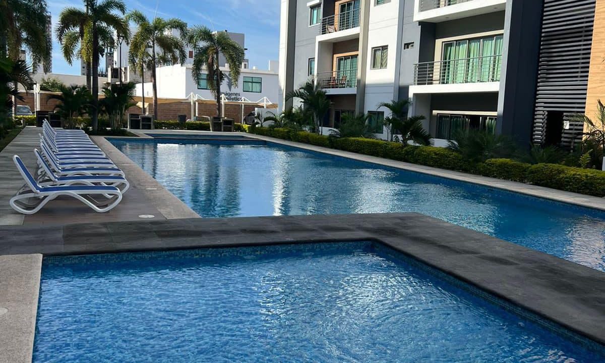 WhatsApp Image 2025-10-09 at 12.25.33 PM (1)